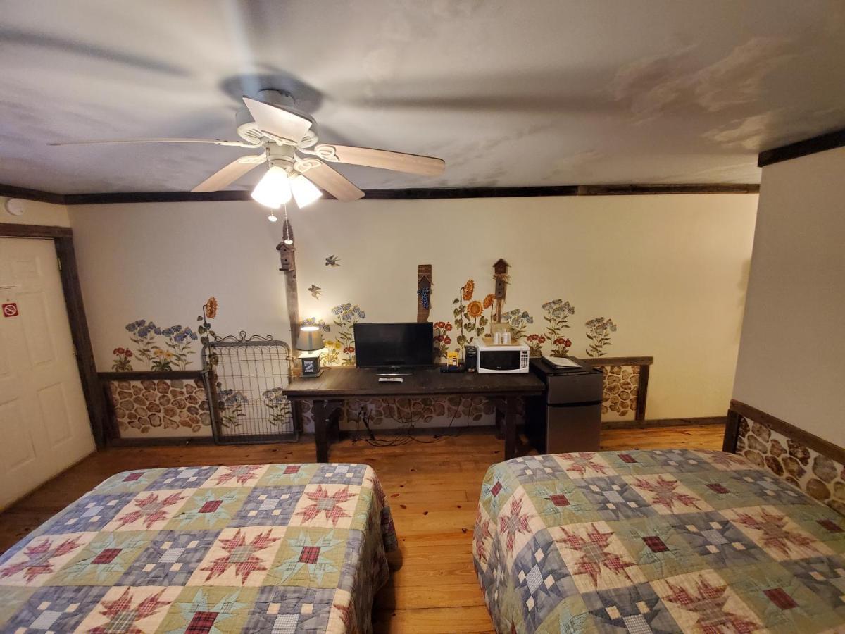 Jamesport Inn Екстериор снимка