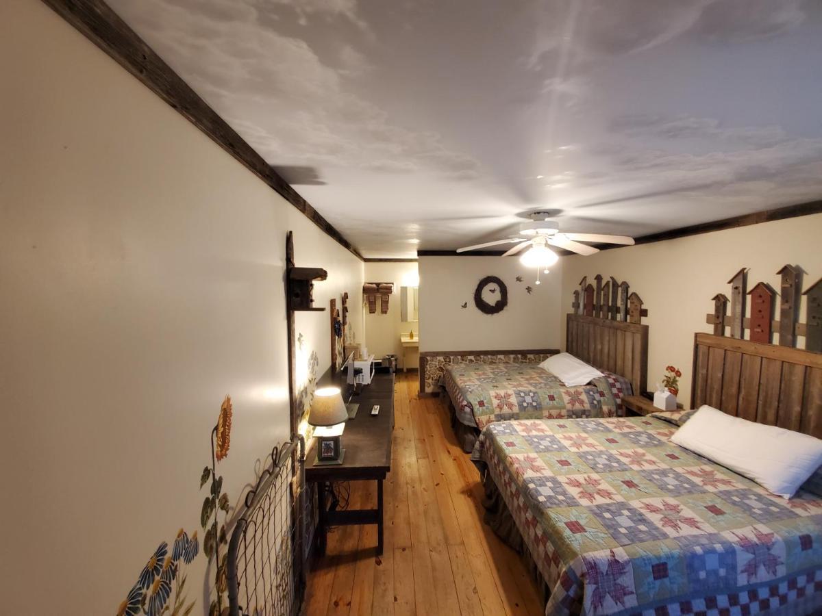 Jamesport Inn Екстериор снимка