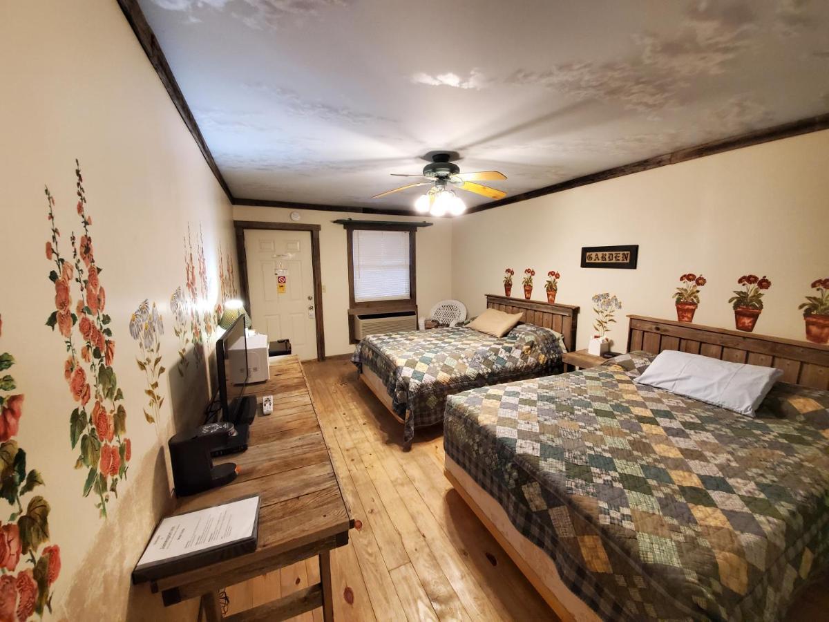 Jamesport Inn Екстериор снимка
